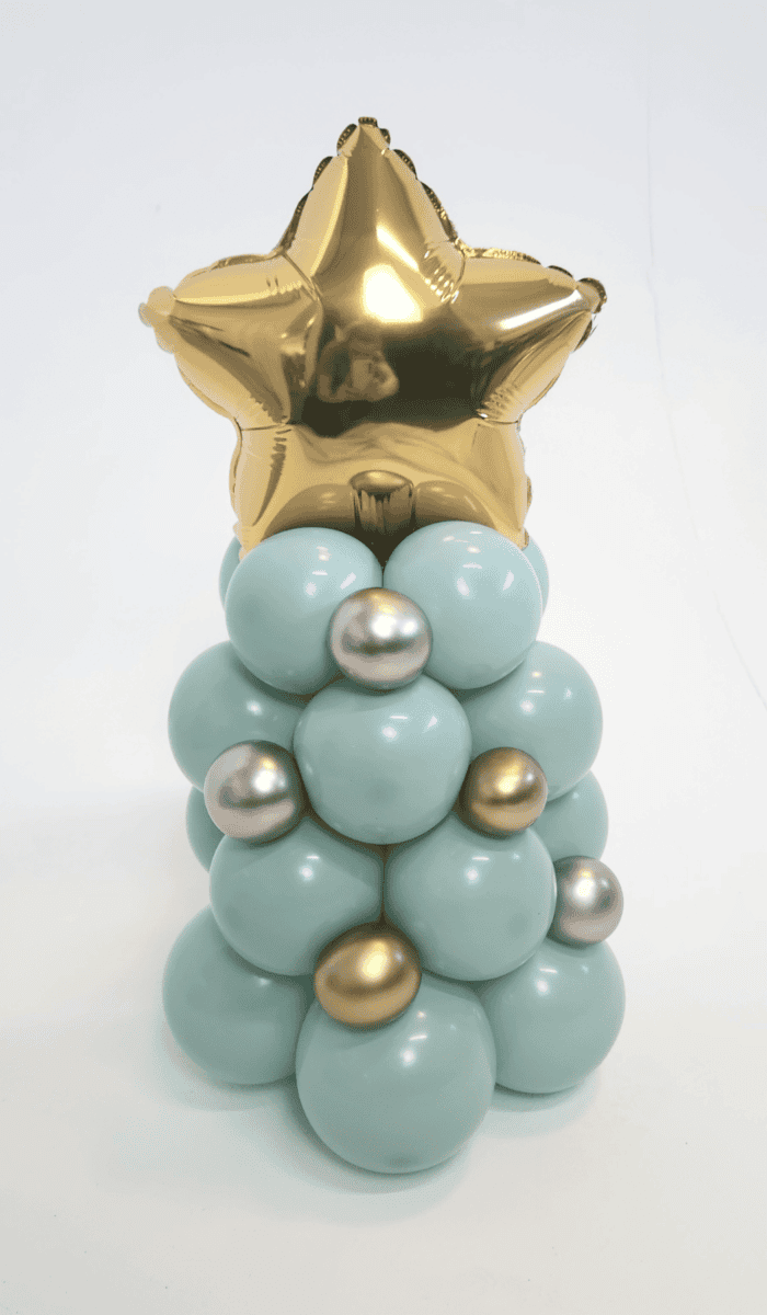 Christmas Tree Balloon Sculpture Table Arrangeent