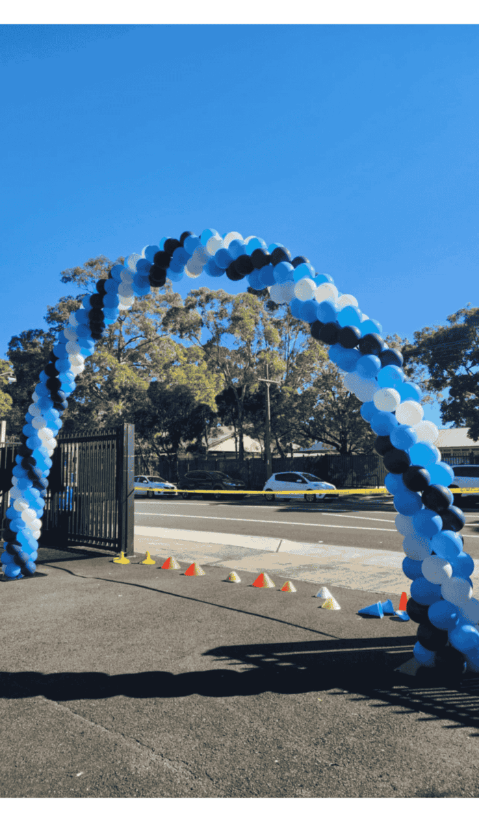Large Classic Spiral Garland Balloon Arch