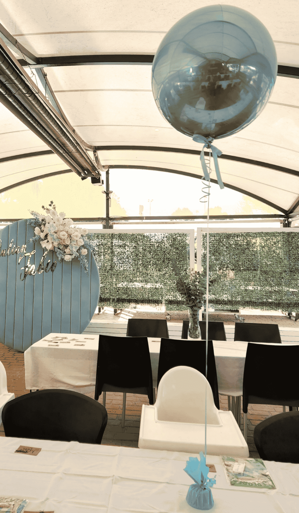 Foil Orbz Table Centrepiece Pale Blue