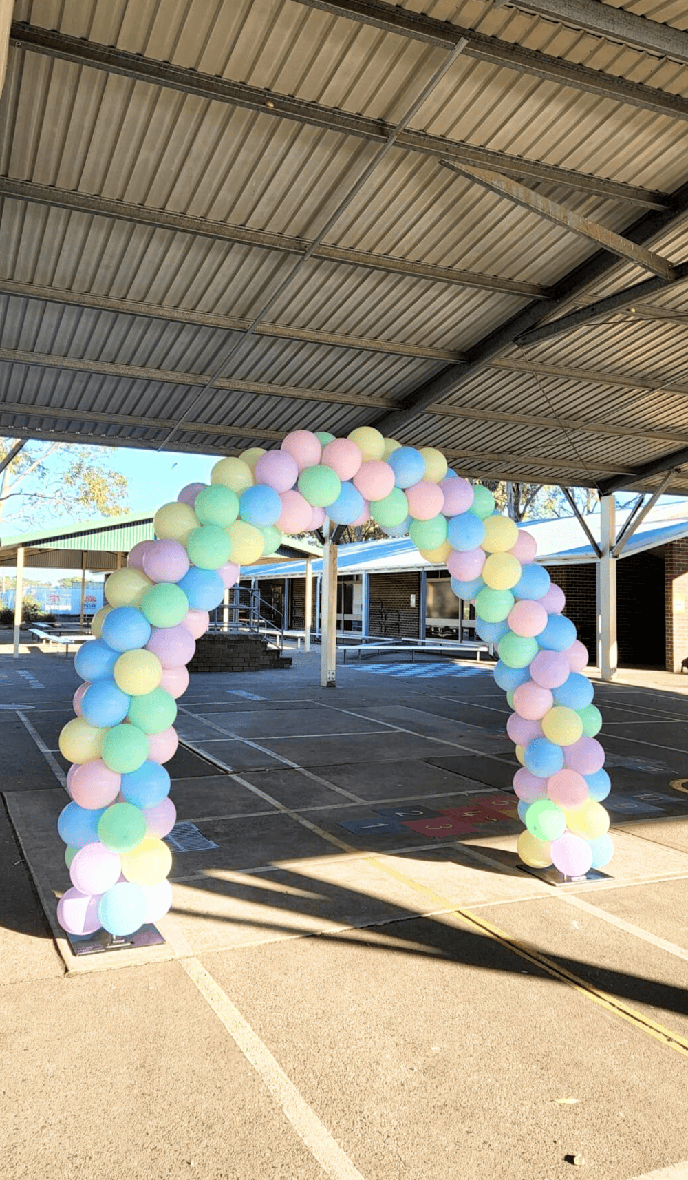 Pastel Standard Garland Arch
