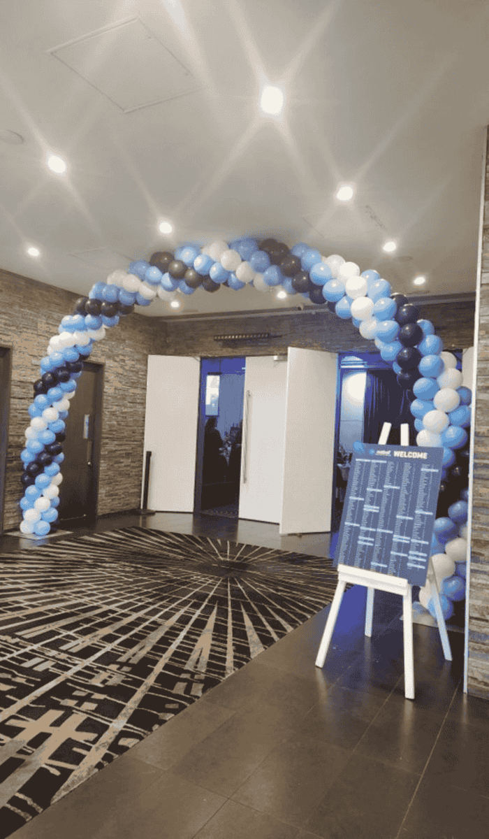 Medium Classic Spiral Balloon Garland Arch