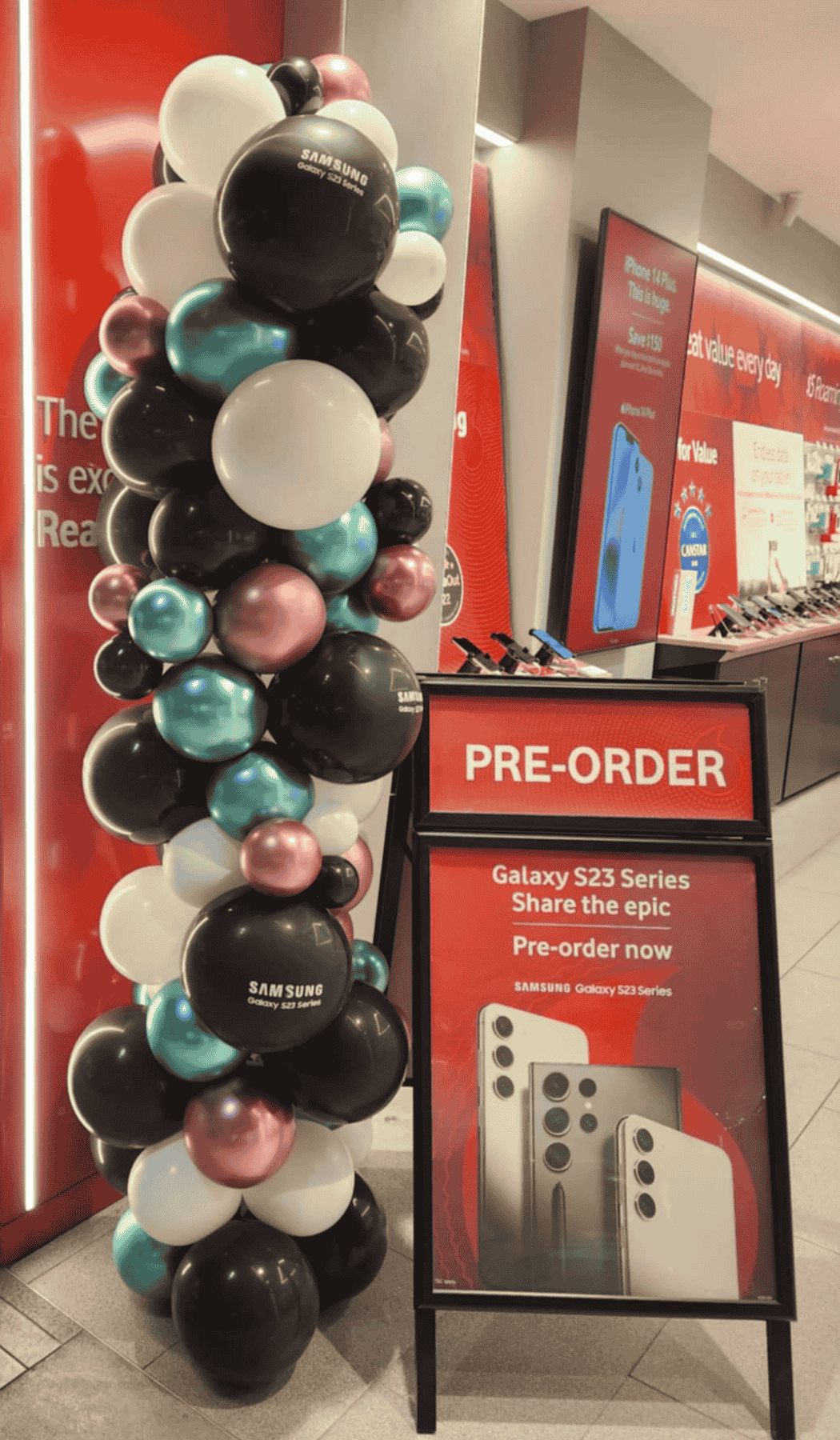 Organic balloon columns floor stand
