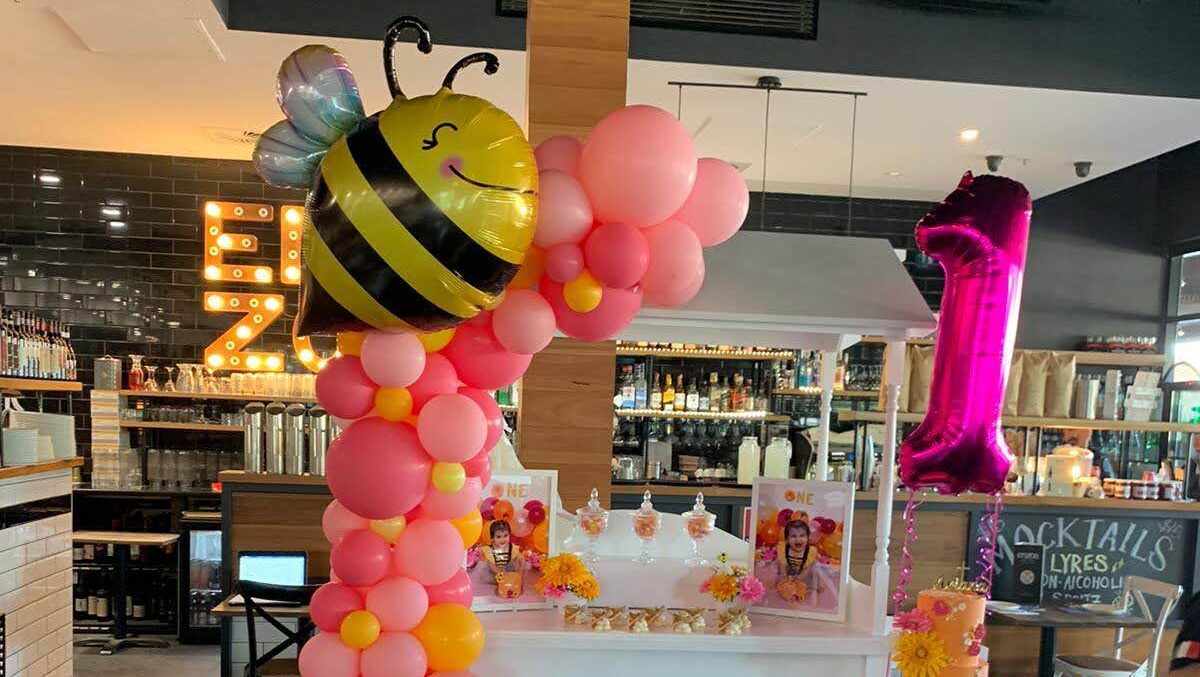 Pink balloon & bee