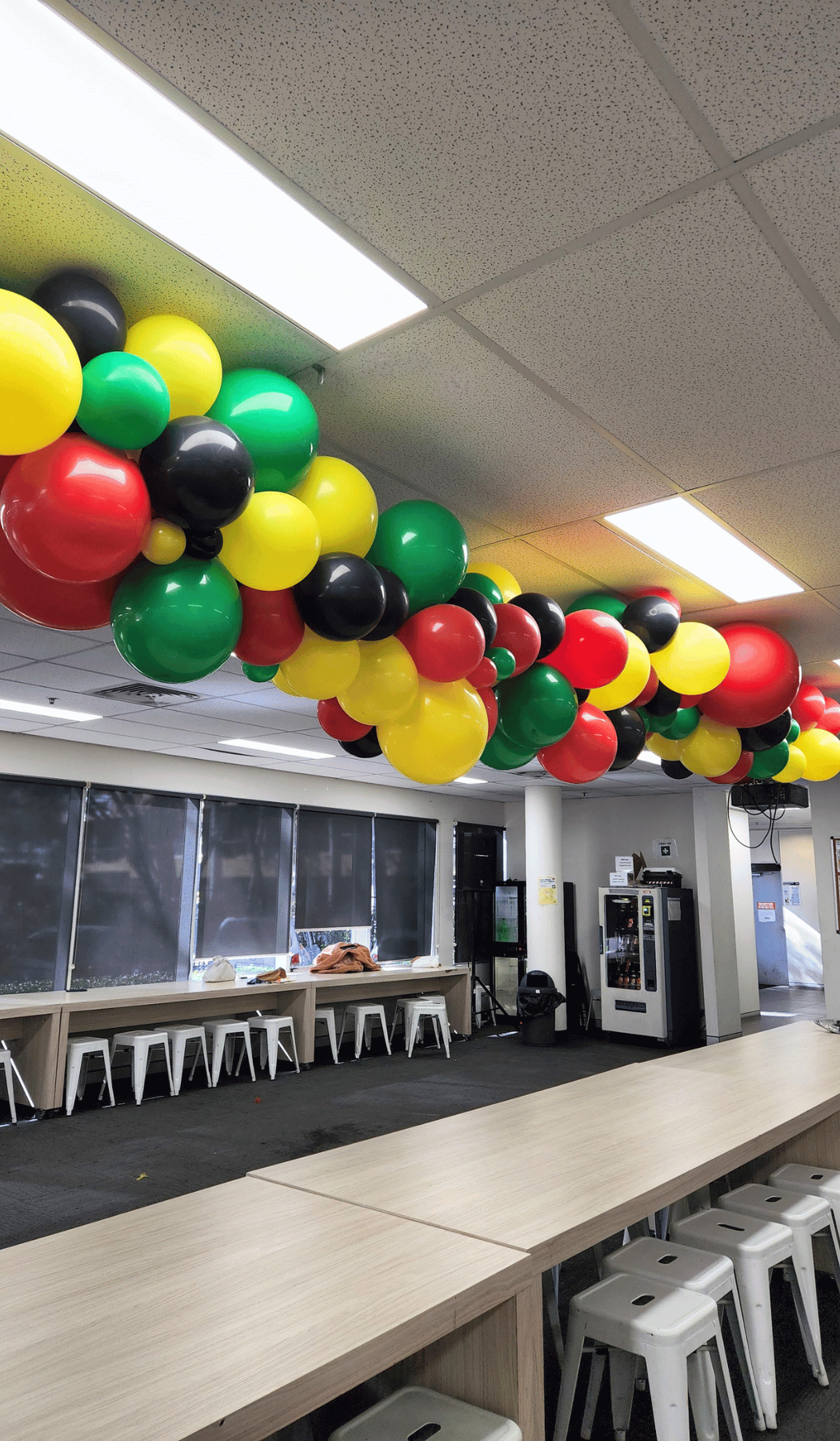 Organic Garland for Expos - Image 3