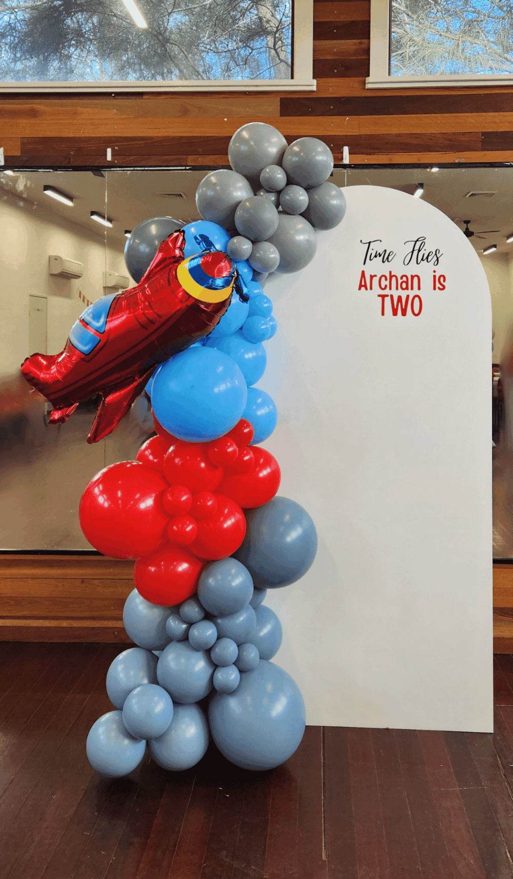 Wooden Backdrop Balloon Garland Package
